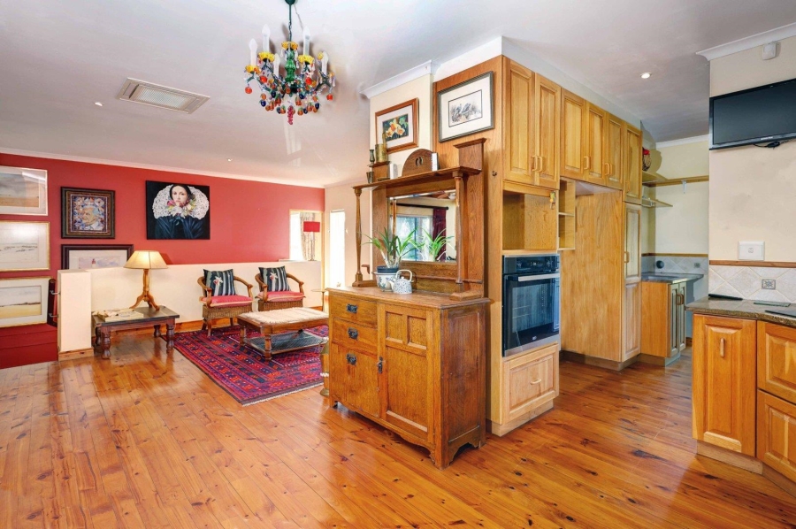 4 Bedroom Property for Sale in Van Riebeeckshof Western Cape